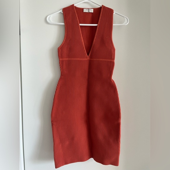 Babaton Deep V Ribbed Dress - XS - Picture 3 of 6